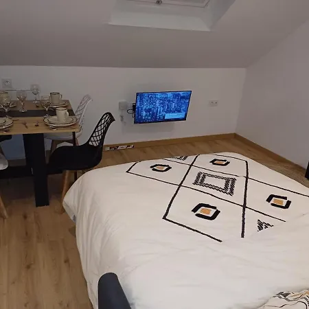 Sobre, Soft, Accueillant, Centre-ville * Le Mans